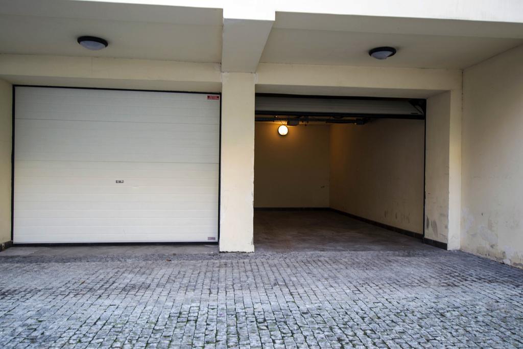 Apartament Ruterra Red Roofs View With Garage Praga Zewnętrze zdjęcie