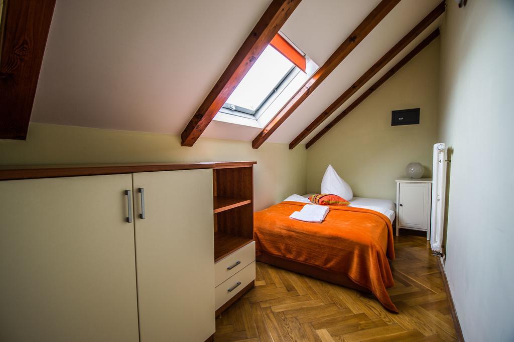 Apartament Ruterra Red Roofs View With Garage Praga Zewnętrze zdjęcie